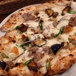 ピッツェリア イル スオーノ スコッレ 22 - サルシッチャ2,600円