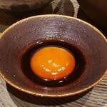 銀座 稲葉 - たまり醤油に漬けた卵黄
