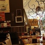 フォーハノイカンパーニュ - 店内