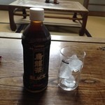 古久家 - 20130614　歴史を感じる店内、県内飲食店2,000件程来訪しているが衛生面では問題は感じない