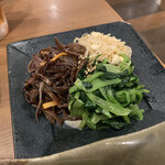 焼肉 乙ちゃん - ナムル3種