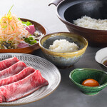 Yakiniku Shimpaku - 赤牛の焼きすき土鍋ご飯セット