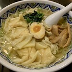Chuugoku Ramen Youshuu Shounin - エビワンタン麺　刀切麺