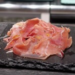 麦酒処ふぁくとりー - スペイン産生ハム