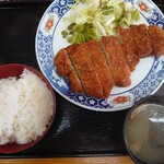 とんこつラーメン　たかちゃん - 日替わり定食500円(選べる小鉢つき)