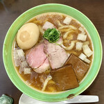 手打麺祭 かめ囲 - 手打中華蕎麦醤油(980円), 味玉(150円)