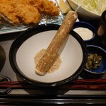 覇王樹 さぼてん本店 - ”さぼてん”名物の胡麻。