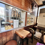 コーヒーショップ伊吹 - 奥の反省席すごいな〜。