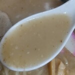 武蔵屋食堂 - スープの感じ