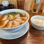 肉うどん さんすけ - 