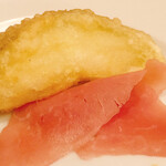 MushaMusha - 洋梨と生ハムの天ぷら