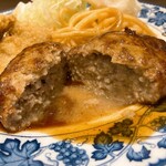 重亭 - 溢れ出る肉汁