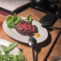 カルネジーオ イースト - 