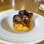 La Stalla - パプリカ肉詰め的なやつなんだけど、パプリカが超美味しくてびっくりした。もちろん肉も美味しいんだけどパプリカビックリした。