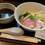 Menya Tamagusuku - お正月限定　あいち鴨の醤油つけ麺