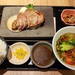 石焼ステーキ 贅 - 冷麺サーロイン(130g) 御膳　1980円