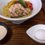 らぁめん まだら - 冷製カレー肉味噌と豆乳の和え麺　210g900円