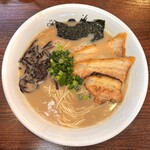 石田一龍 下関長府店 - 濃厚ラーメン【780円】