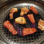 焼肉 三四郎 - 