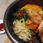 焼肉 三四郎 - 料理写真:石焼きビビンバ（キムチ入り）
