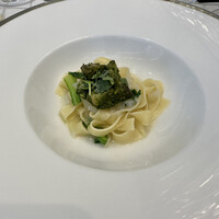 クイントカント - 鰤　エストラゴン　松の実