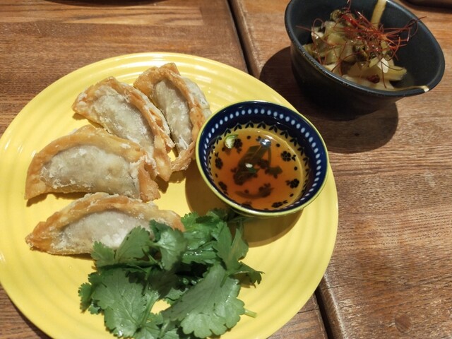 SlowCamp Asian Yuhan Sakaba