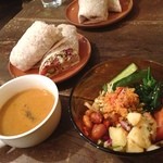 パザールバザール - オーガニックにこだわるメニューでとても美味しい！