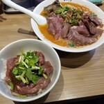 Rock’anDo - ラムとクルミの担々麺＋ラムステーキ丼