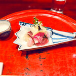 草喰 なかひがし - ✽ 寒鰤、赤身大根、ホースラディッシュ、カラシミズナ