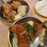 丸虎焼売店 - 唐揚げと竜田揚げ