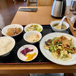 マルナカ中国麺飯食堂 - 今週のランチ ① 豚肉と茄子の炒め