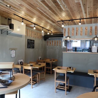 落ち着いたお洒落な雰囲気のある店内。最大21名様迄OK!