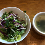 パロキア - サラダとスープ　200円