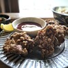 ジョイ トリップ カフェ - ◆フライドチキンはソコソコ大きさがあり、4個。普通のケチャップ添え。
