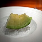 蒼 - 天使音マスクメロン。素晴らしい香り。喉の奥がキーンとするほど甘い。