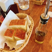 リストランテ エスト - フォカッチャ