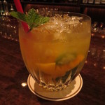 バースカーレット - マンゴーモヒートロワイヤル。最近、変わりモヒートが流行りみたいですね