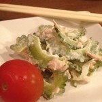 ゴーストスープ - 付き出し(手の込んだVer.)　ゴーヤとツナのサラダ＆プチトマト(300円)