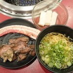 Sutamina Tarou Nekusuto - 1本豚バラ、炭鶏、イカ、塩ラーメン