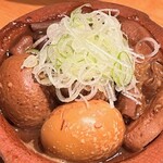 山利喜 本館 - 煮込み