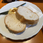 プライム・リブ - スペアリブについているパン