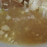 ラーメン二郎 - スープも神がかってます