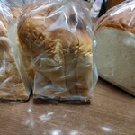 ファンファン - イギリス食パン　5枚切　3斤　税抜1050円