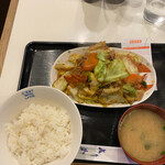 Fukuman Shokudou - キャベツ肉味噌炒め(480円)を定食(＋300円)で頂きました。ご飯は少なめにしてもらってます。