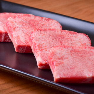 焼肉ホルモン 新井屋 にかい_0