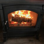 カフェ・レストラン モーツァルト - 薪ストーブ