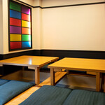 黒毛和牛 壱乃屋 - 4名掛けの掘りごたつが2テーブルございます。