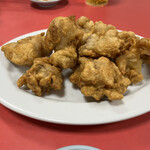 太興飯店 - ボリューム満点の唐揚げ