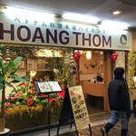 HOANG THOM - 
