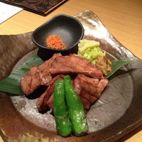 八吉 新橋店 - 牛ステーキ